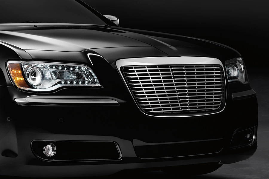 La griglia automobilistica: dove l'identità del design incontra la precisione ingegneristica